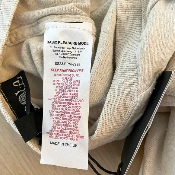 NWT Basic Pleasure Mode Hole Love Spell Tee Sz US 4, 6 - Picture 11 of 11